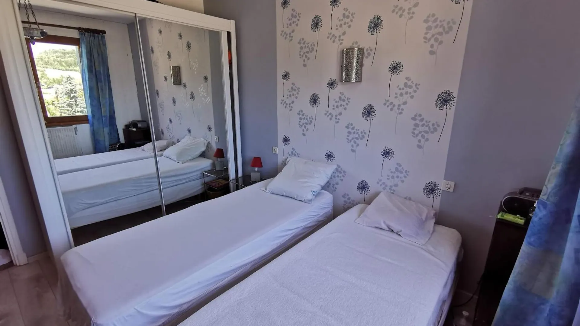 Appartement A 5Min Du Centre Ville D'Embrun Apartment