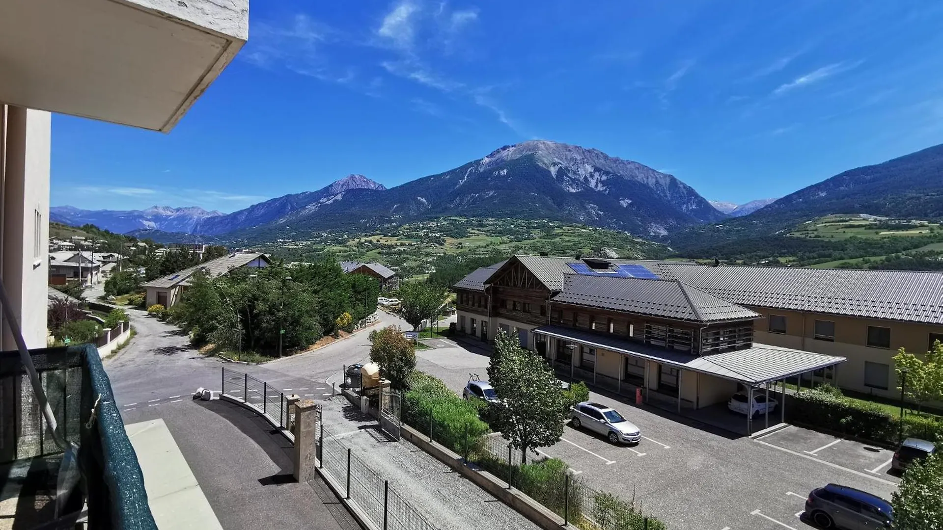Apartment Appartement A 5Min Du Centre Ville D'Embrun